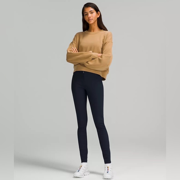 Lululemon City Sleek Slim-Fit 5 Pocket High-Rise Pant size 26 Navy - Picture 3 of 5